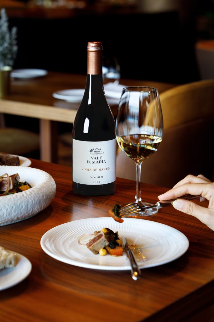 Garrafa de Vinho Quinta Vale Dona Maria - Vinha do Martim